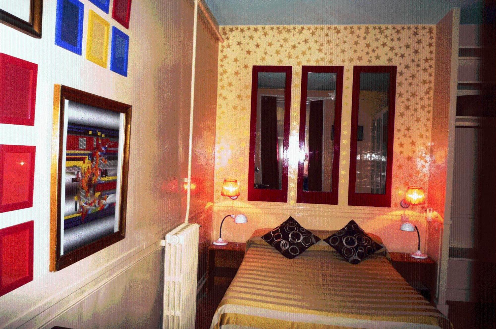 Hostal La Fontana — Fotos 3